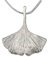 Ginkgo-­Collier Silber